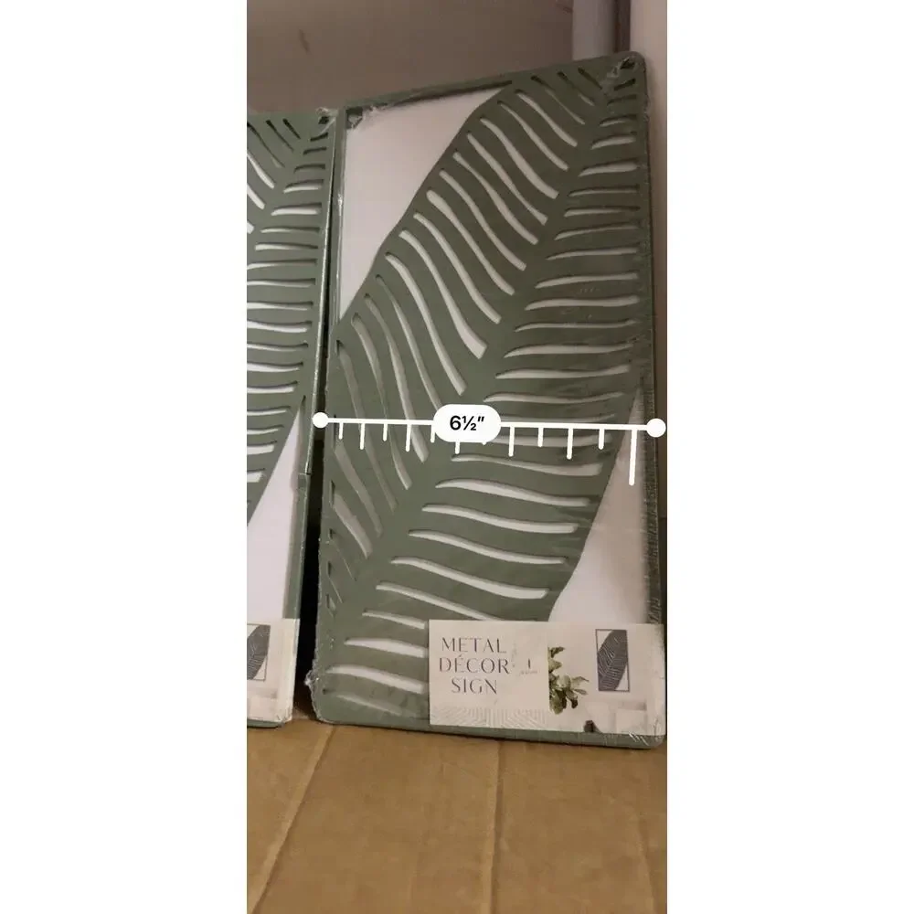 Set Of 2 Leaf Metal Decor Sign Green New